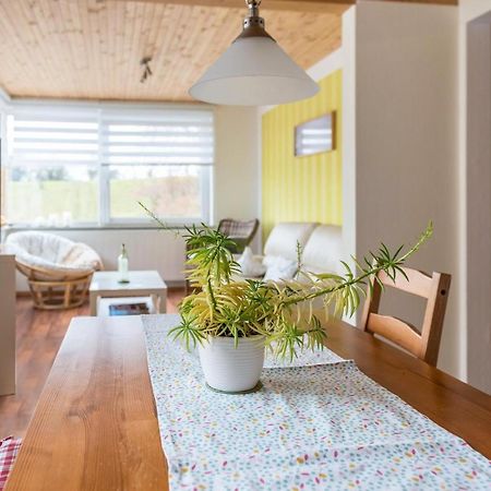 Ferienwohnung Erdgeschoss Юберлінген Екстер'єр фото