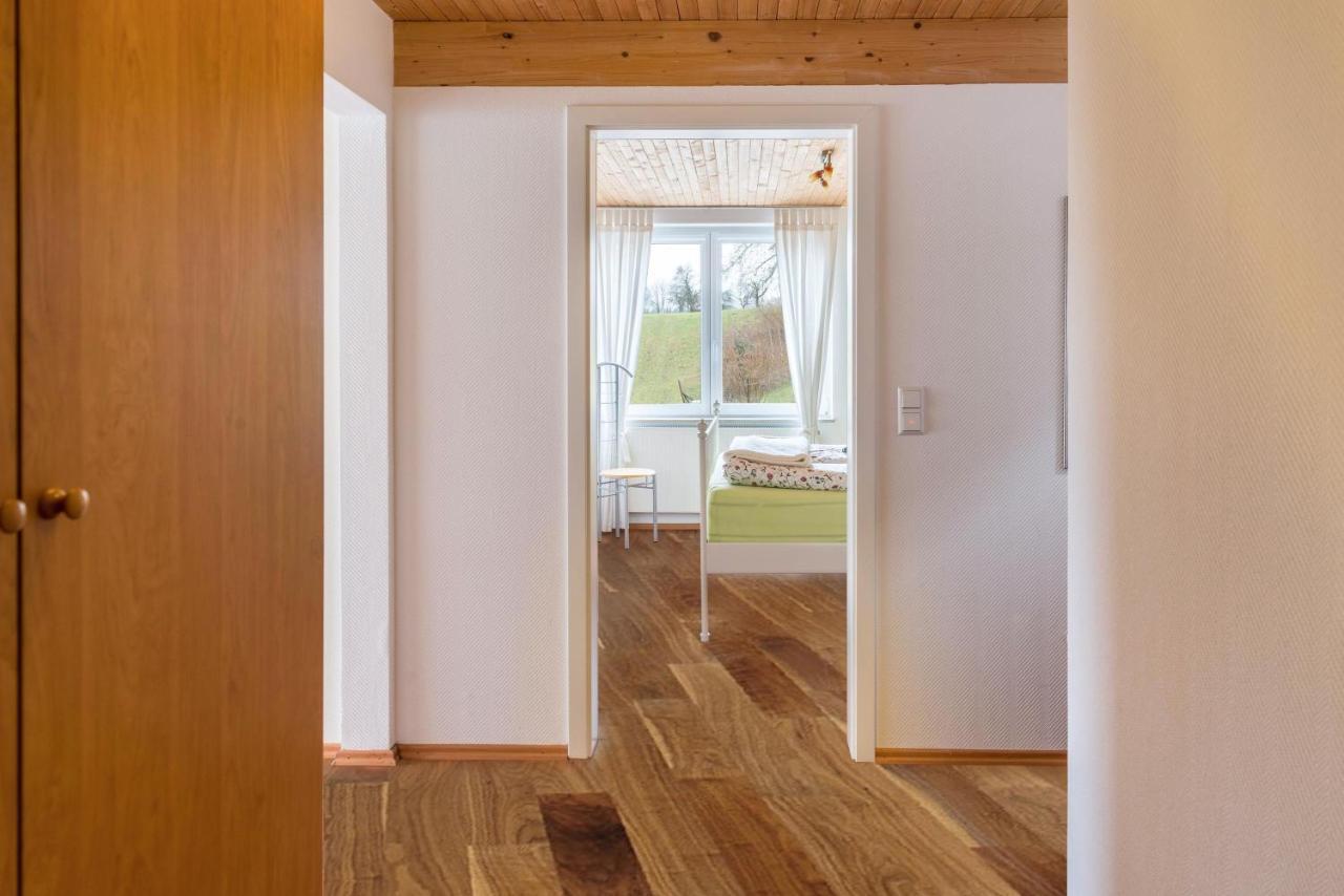 Ferienwohnung Erdgeschoss Юберлінген Екстер'єр фото